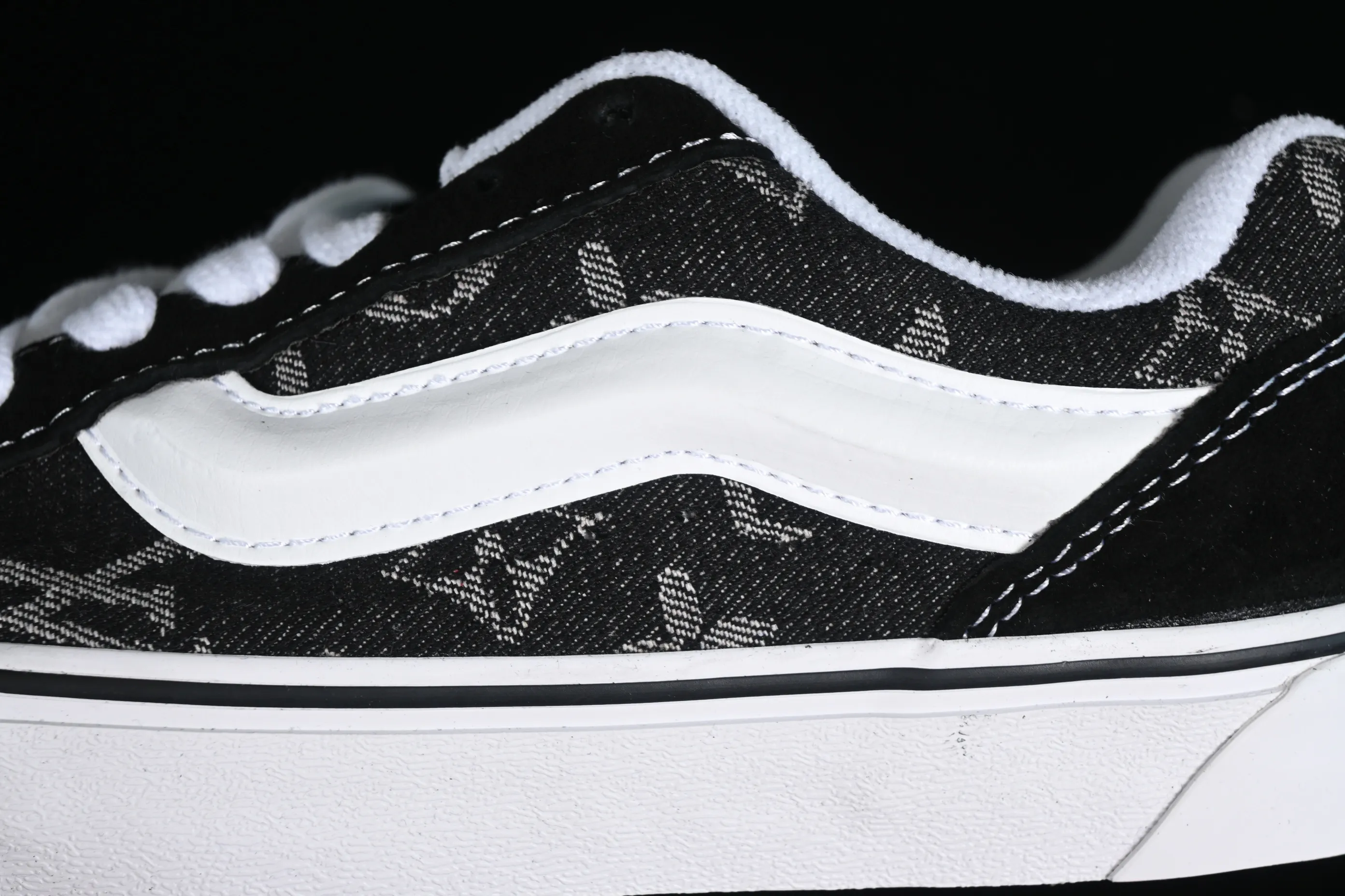 All categories Vans Vans series Vans Low Vans low-top Vans Knu-Skool high-end customized joint denim presbyopic bread shoes VN0009QC6BT